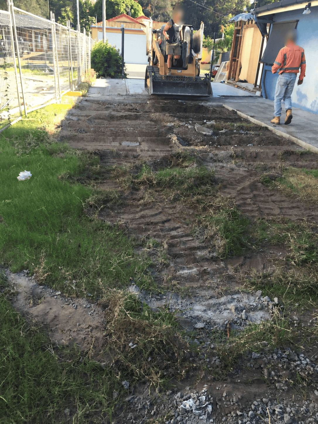 Earthworks on a constrained Gold Coast residential site